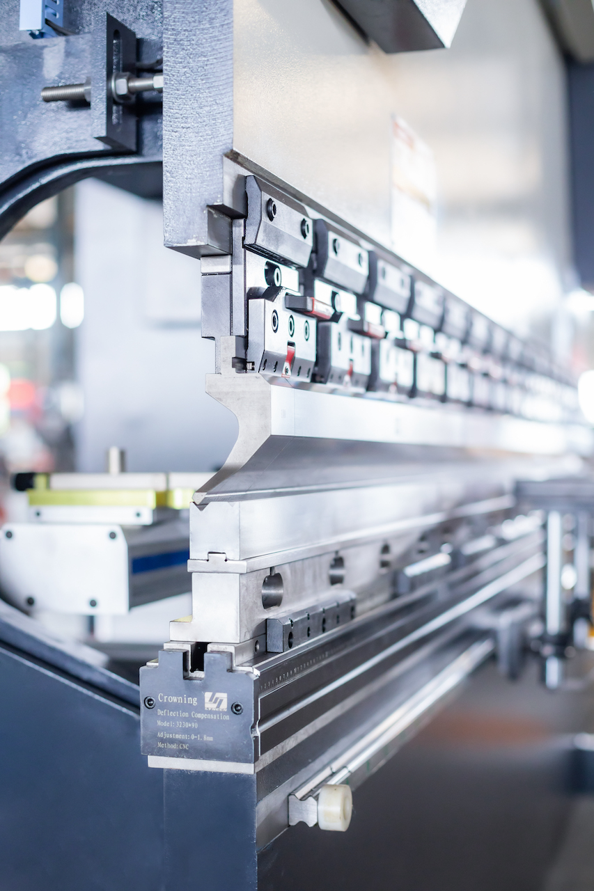 100t Hidravlik Cnc Əyləc Presi Crowning Cnc Pres Əyləc Delem