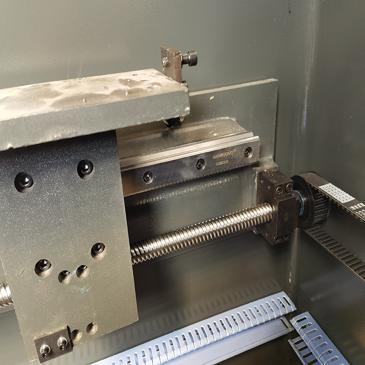 300t/4000 Hydraulic Press Brake Machine 300t/4000 Hidravlik Pres Əyləc Maşını