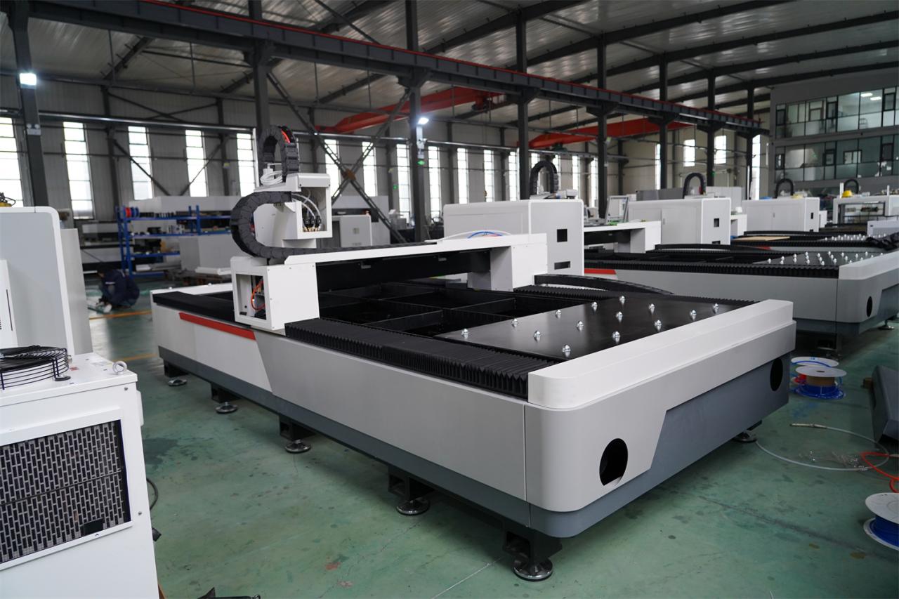 3015 4kw 1kw 2kw 3kw Stainless Steel Cnc Fiber Laser Cutting Machine 3015 4kw 1kw 2kw 3kw Paslanmayan Polad Cnc Fiber Lazer Kəsmə Maşını