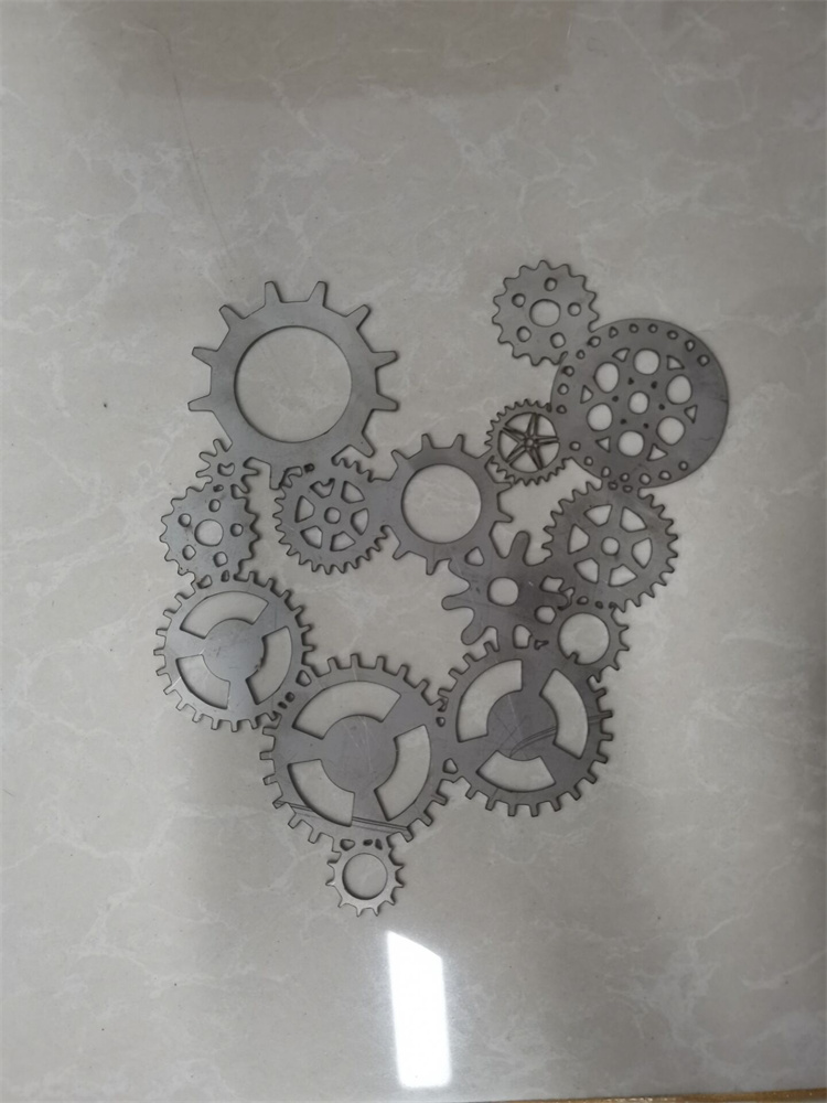 3015 Copper Carbon Stainless Steel Aluminum Iron Metal Cnc Fiber Laser Cutting Machine 3015 Mis Karbon Paslanmayan Polad Alüminium Dəmir Metal Cnc Fiber Lazer Kəsmə Makinası