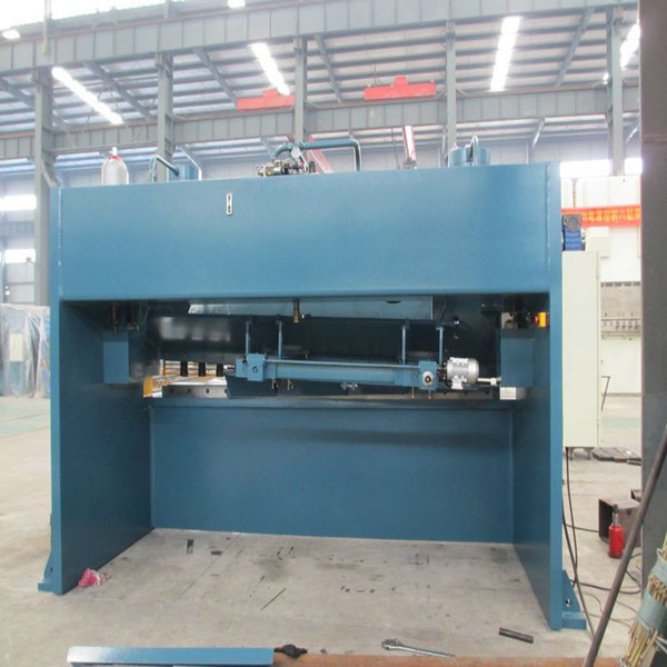 4mmx2500 Hydraulic Shearing Steel Plate Cutting Machinery Steel Plate Shear 4mmx2500 Hidravlik Kəsmə Polad Plitə Kəsmə Maşınları Polad Plaka Kəsmə