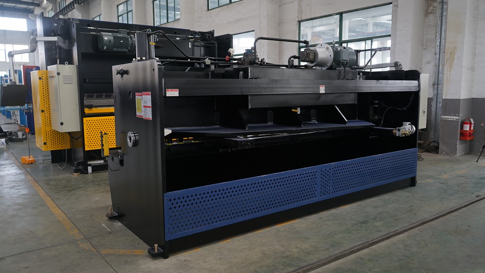 6*3200mm Guillotine Shears Metal Shear Hydraulic Iron Sheet Cutting Shearing Machine 6 * 3200mm Gilyotin Qayçıları Metal Kəsmə Hidravlik Dəmir Levha Kəsmə Makinası