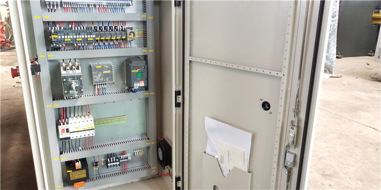 6mm*3200 Hydraulic Steel Plate Cutting Machinery Steel Plate Shearing Machine 6mm * 3200 Hidravlik Polad Plitə Kəsmə Maşınları Polad Plitə Kəsmə Maşını