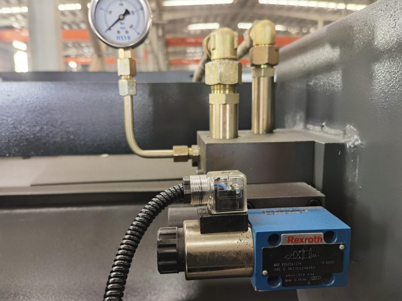 6x3200mm Paslanmayan Polad Plitə Kəsmə Maşını, Avtomatik Dəmir Vərəq Kəsmə Maşını