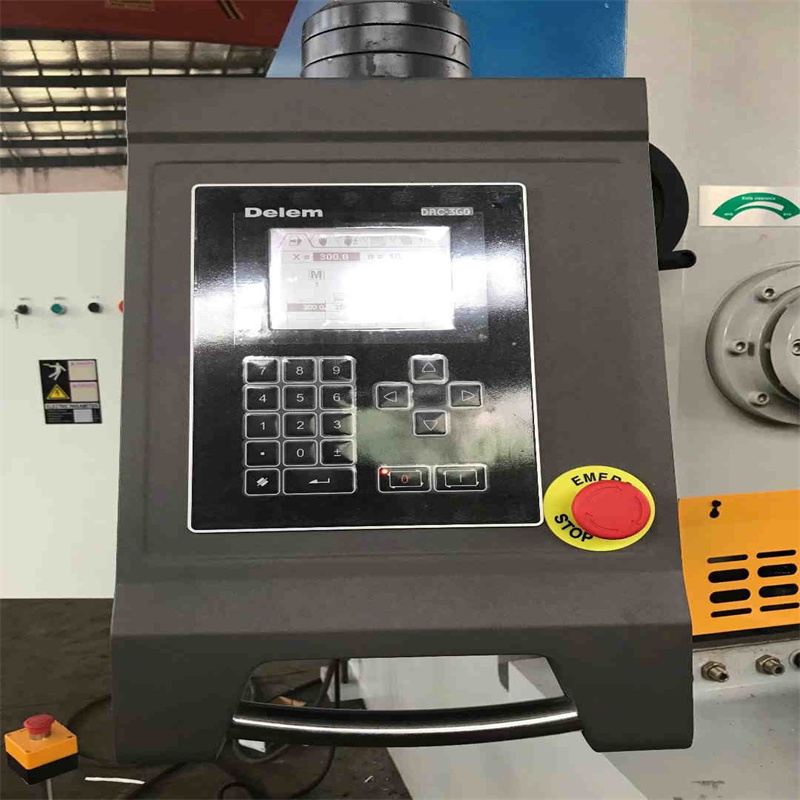 Cnc Hidravlik Metal Levhalar Metal Emalı üçün Avtomatik Gilyotin Kəsmə Maşını
