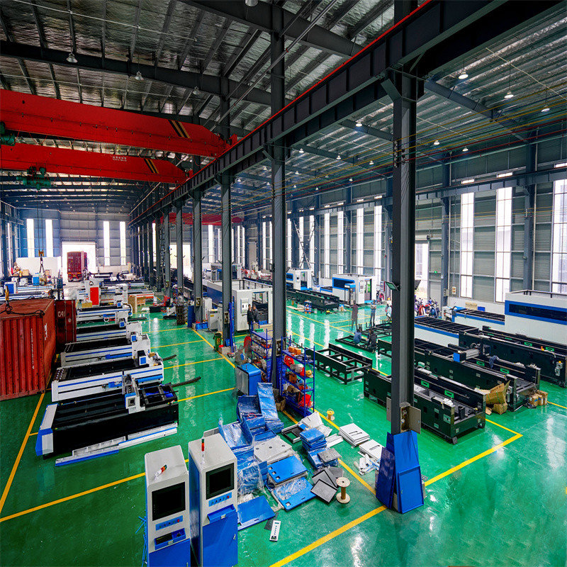 Yüksək Güclü 3015 2000W Metal Levha Cnc Fiber Lazer Kəsmə Maşını 3