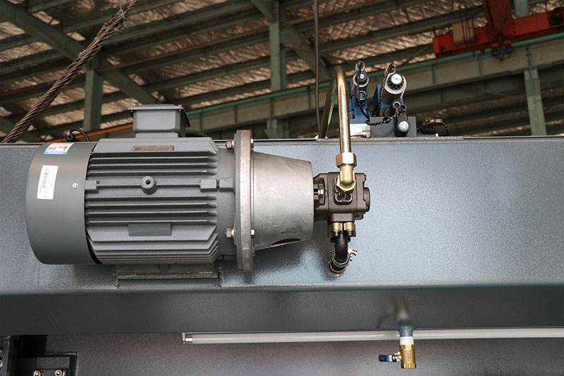 Metal Pres Əyləc Wc-63t3200 Metal Levha Bükmə Makinası Cnc Hidravlik Pres Əyləc