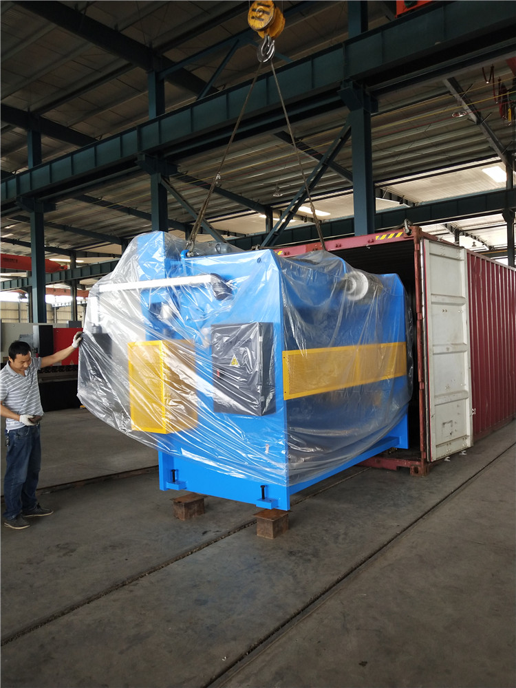 China Metal Hydraulic Press Brake Machine With Reasonable Price Çin Metal Hidravlik Pres Əyləc Maşını Münasib Qiymətlə