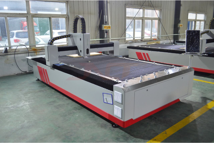 Cnc 2000w Fiber Laser Cutting Machine For Industrial Metal Sheet Cutting Sənaye Metal Levha Kəsmə üçün Cnc 2000w Fiber Lazer Kəsmə Maşını