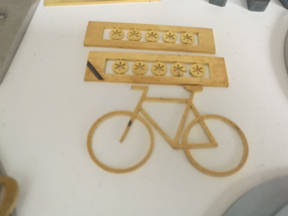 Cnc Fiber Laser Metal Cutting Machine 2000w Fiber Laser Cutting Machine Cnc Fiber Lazer Metal Kəsmə Maşın 2000w Fiber Lazer Kəsmə Maşın