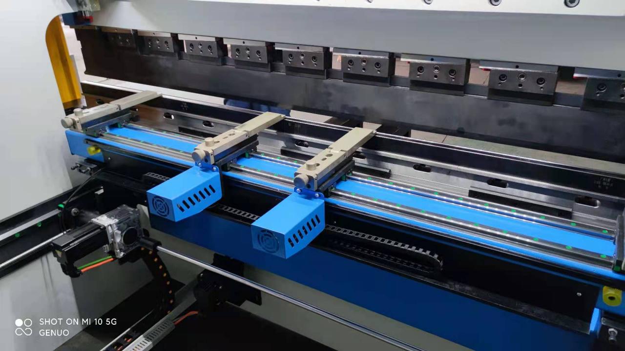 Da-66t Controller Cnc Hydraulic Press Brake Price With 3d Touch Screen System Da-66t Controller Cnc Hidravlik Pres Əyləc Qiyməti 3D Sensorlu Ekran Sistemi ilə