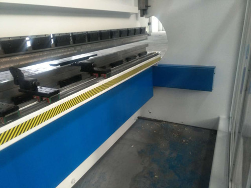Da53t Cnc System Controller 125t4000 3+1 Axis Cnc Hydraulic Press Brake With Good Quality Da53t Cnc Sistem Nəzarətçisi 125t4000 3+1 Oxlu Cnc Hidravlik Pres Əyləci Keyfiyyətli
