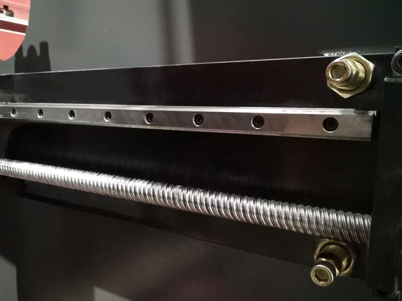 Delem Da66t 125 3+1 4+1 6+1 8+1 Cnc Hydraulic Press Brake For Metal Plate Bending Delem Da66t 125 3+1 4+1 6+1 8+1 Metal Plitələrin Bükülməsi üçün Cnc Hidravlik Pres Əyləc