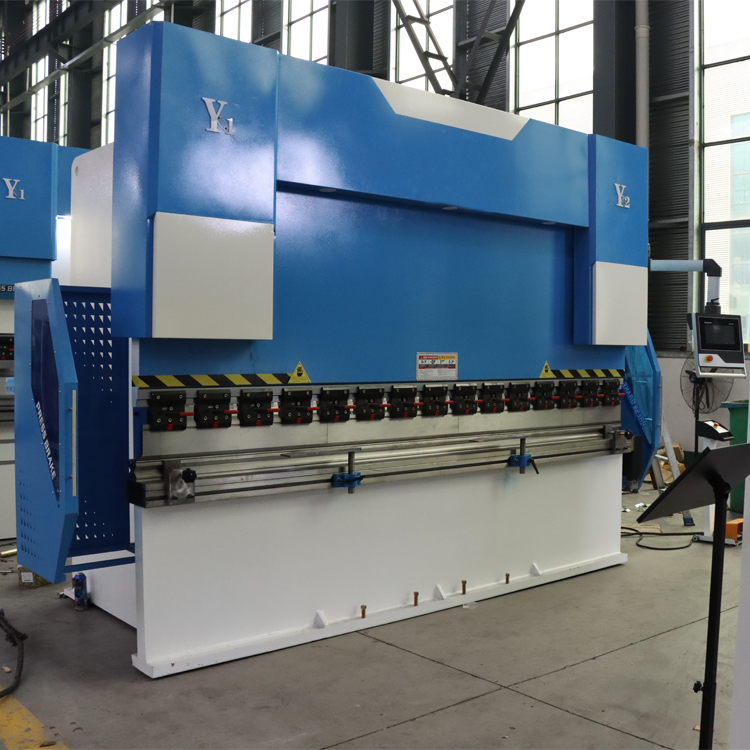 Electric Hydraulic Sheet 4 Axis Cnc Delem Press Brake 63t Metal Bending Machine Elektrikli Hidravlik Vərəq 4 Oxlu Cnc Delem Pres Əyləc 63t Metal Bükmə Maşını