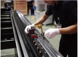 Fiber Laser Cutting Machine Masterline 8kw,4000x2000mm,With Ipg Laser Source Fiber Lazer Kəsmə Maşını Masterline 8kw,4000x2000mm, Ipg Lazer Mənbəli