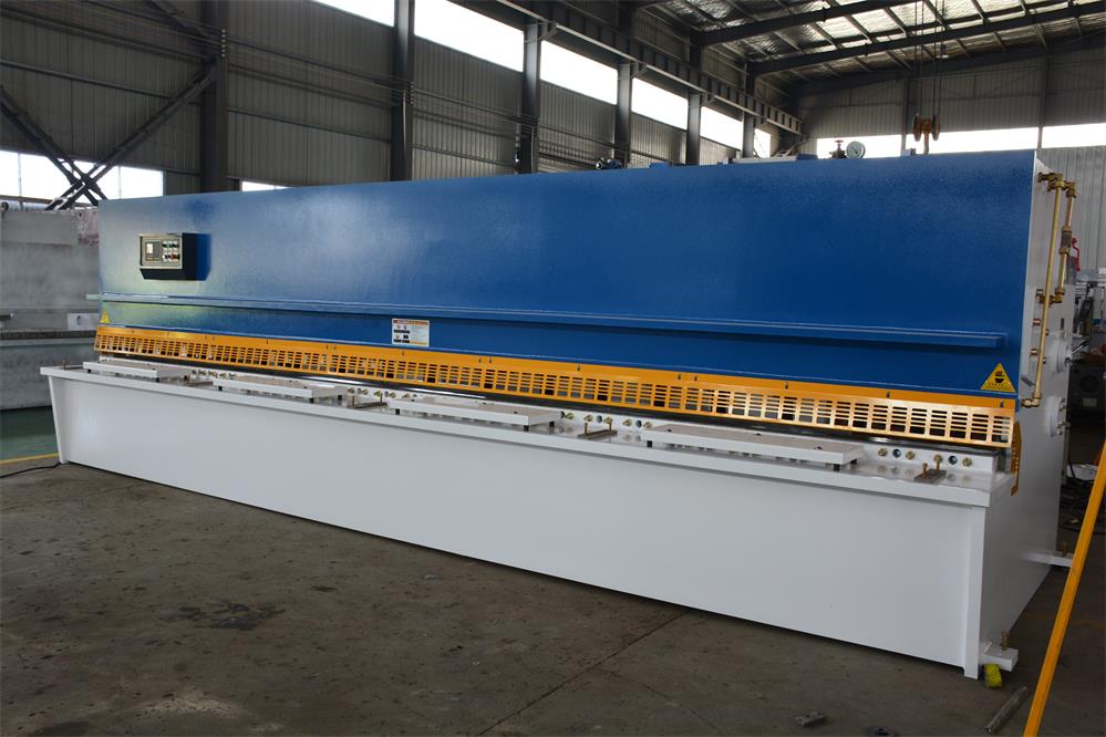 Hydraulic Pendulum Shearing Machine Cnc Automatic Guillotine Shearing Machine Hidravlik Sarkaç Kəsmə Maşını Cnc Avtomatik Giyotin Kəsmə Maşını
