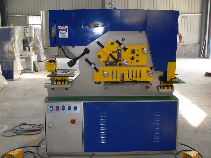 Q35y Series Multifunctional Hydraulic Iron Worker Combined Shearing And Punching Machine Q35y Seriyası Çoxfunksiyalı Hidravlik Dəmir İşçi Kombinə Kəsmə və Zımbalama Maşını