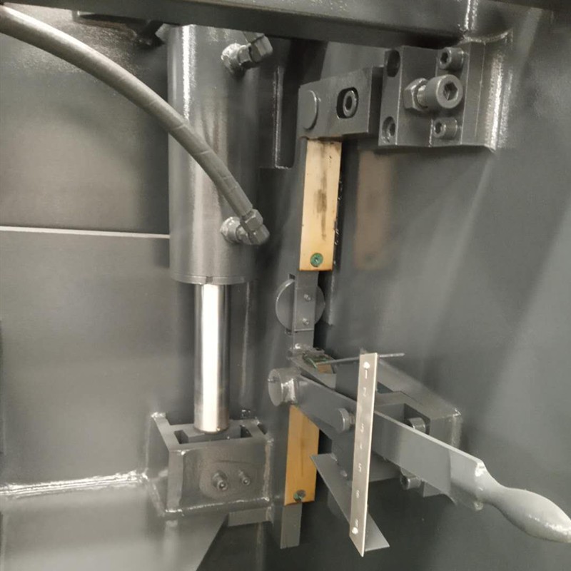 Qc12k-4x2500 Cnc Hydraulic Customized Shearing Machine Cutting Machine Qc12k-4x2500 Cnc Hidravlik Xüsusi Kəsmə Makinası Kəsmə Maşını