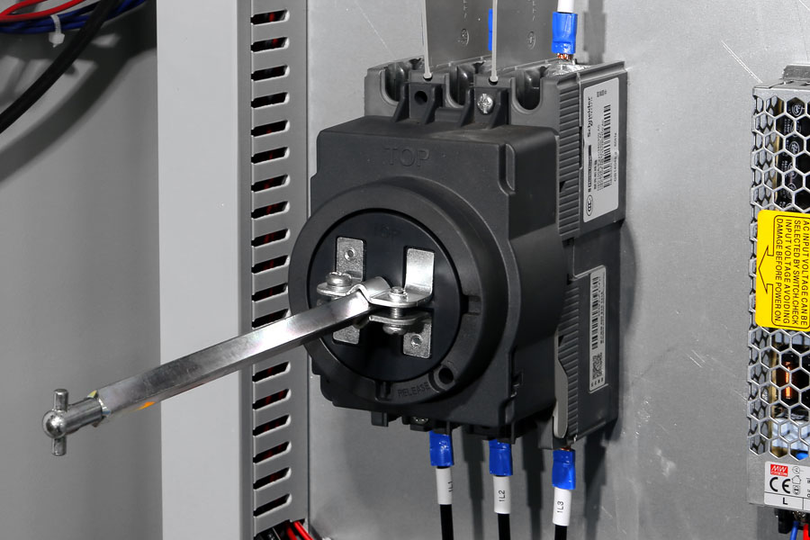 Wc67 Hydraulic Press Brake / CNC Press Bending Machine / Plate Bending Machine China Wc67 Hidravlik Pres Əyləc / CNC Pres Bükmə Maşını / Plitə Bükmə Maşını Çin