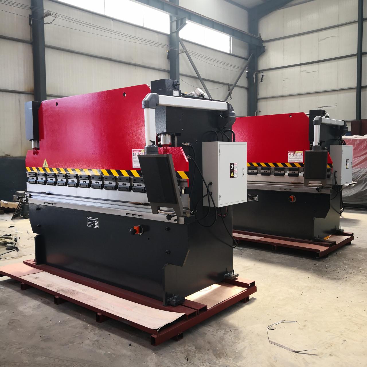 Wc67y-160 4000 Hydraulic Press Brake Cnc Metal Bending Machine For 4000mm Width Steel Wc67y-160 4000 mm Eni Polad üçün Hidravlik Pres Əyləc Cnc Metal Bükmə Maşın